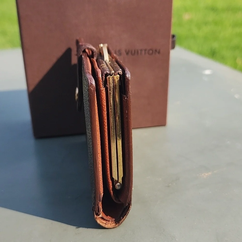 Authentic Louis Vuitton kisslock wallet